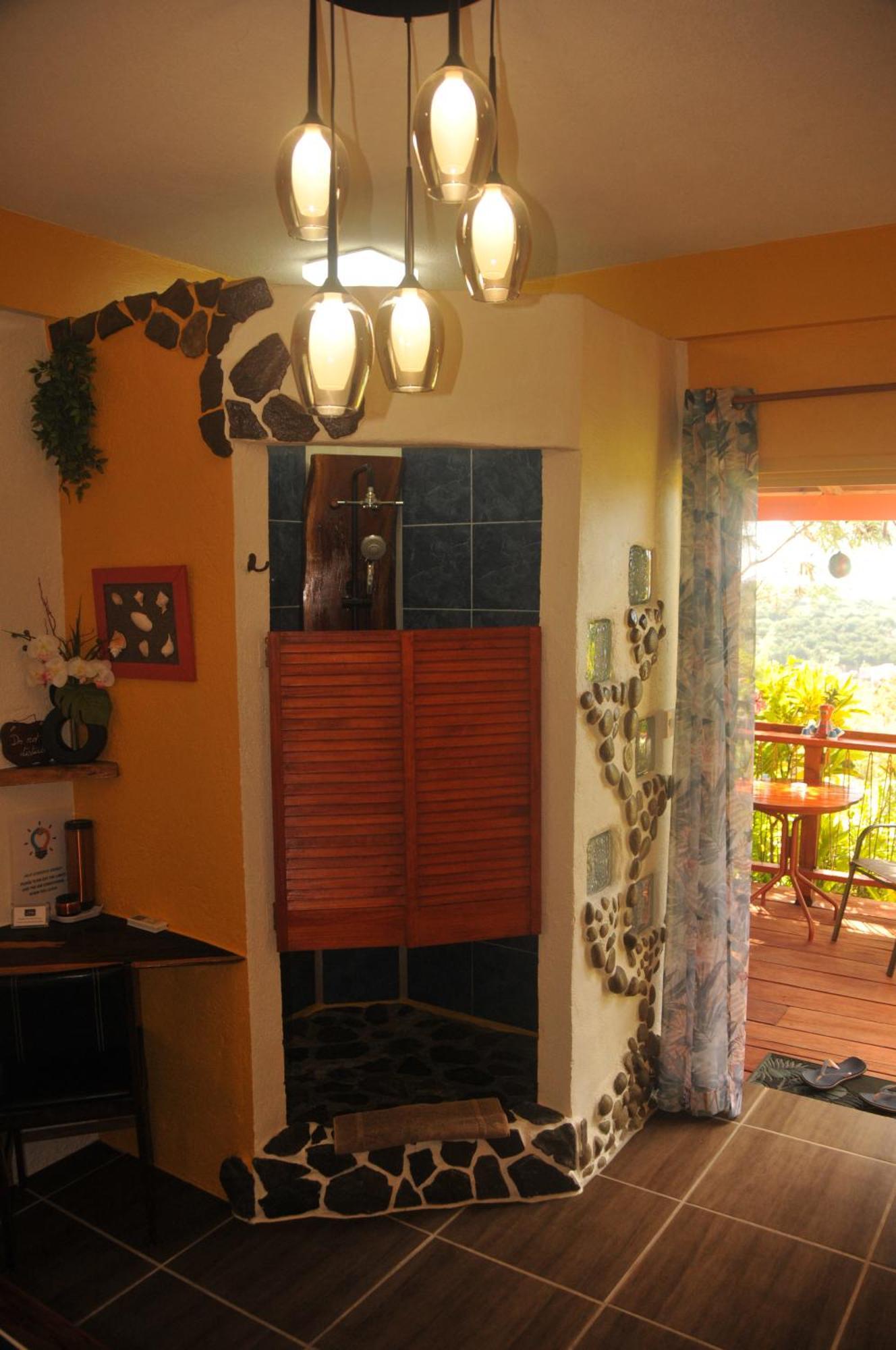 Mango Island Lodges Saint Joseph Екстер'єр фото