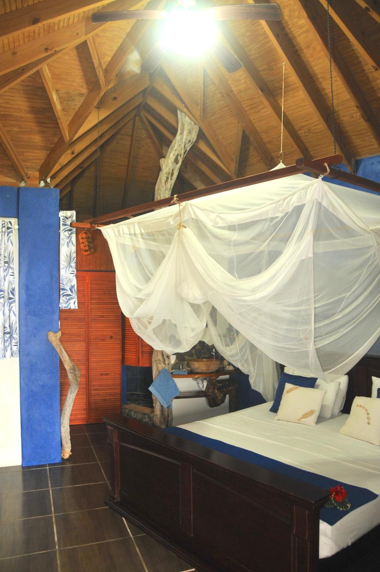 Mango Island Lodges Saint Joseph Екстер'єр фото